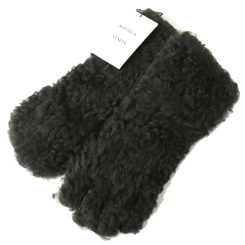 Bottega Veneta 652238 Gloves Teddy 100% Cashmere Lined Mouton Gloves Khaki And