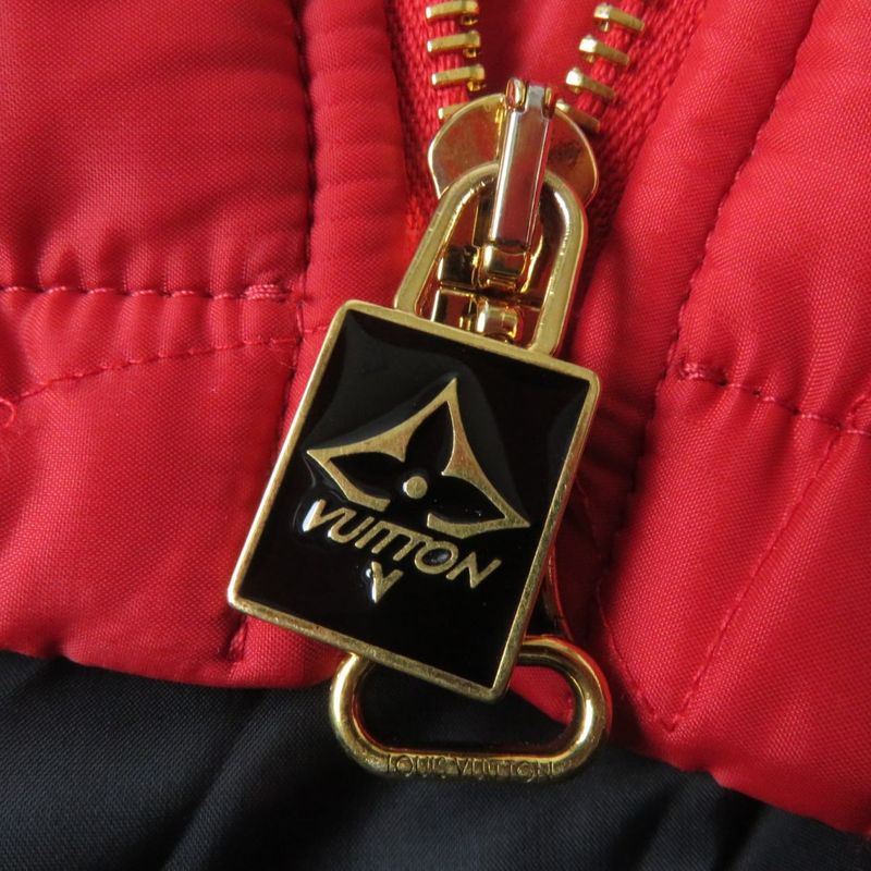 Current Price $759000 Louis Vuitton 2023 1aakbi Hooded Quilted Monogram