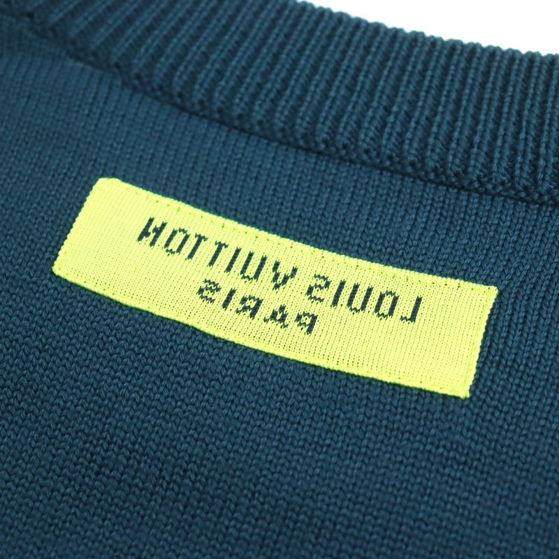 Louis Vuitton 22AW Hnn02w 100% Wool LV Logo Stitch High Gauge Crew Neck Bicolor