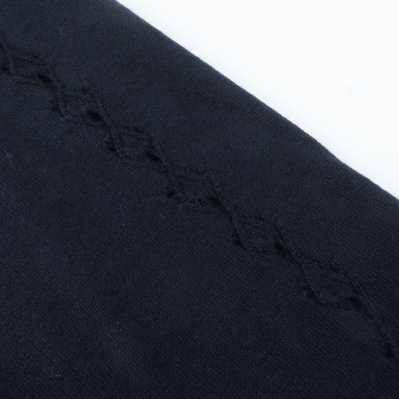 CHANEL 19B P62251 Turtleneck Long Sleeve Knit With Pocket And Coco Mark