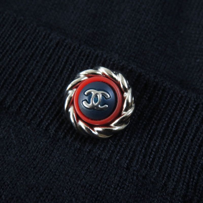 CHANEL 19B P62251 Turtleneck Long Sleeve Knit With Pocket And Coco Mark