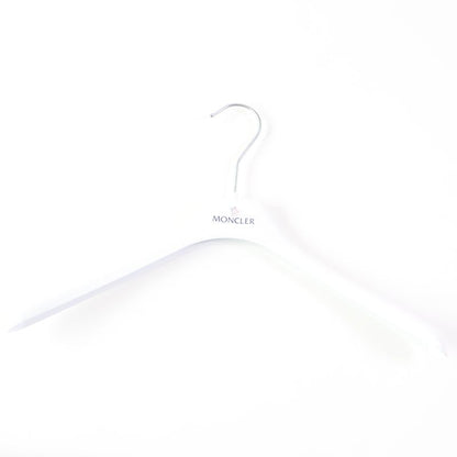 Moncler Mont Clesol 2022 Bardanette Short Length Down Jacket With Logo Patch