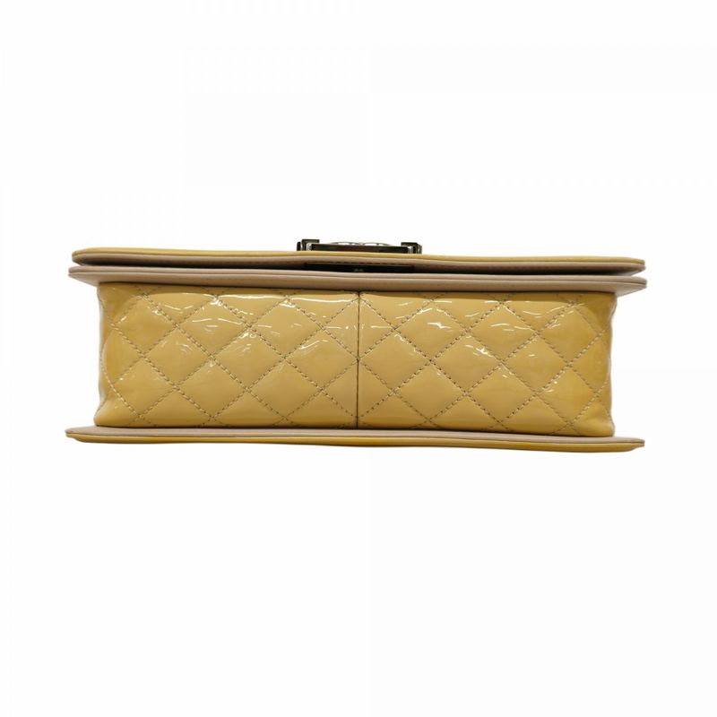 Chanel Shoulder Bag Boy Chanel/v-stitch Patent Leather Yellow Silver Hardware