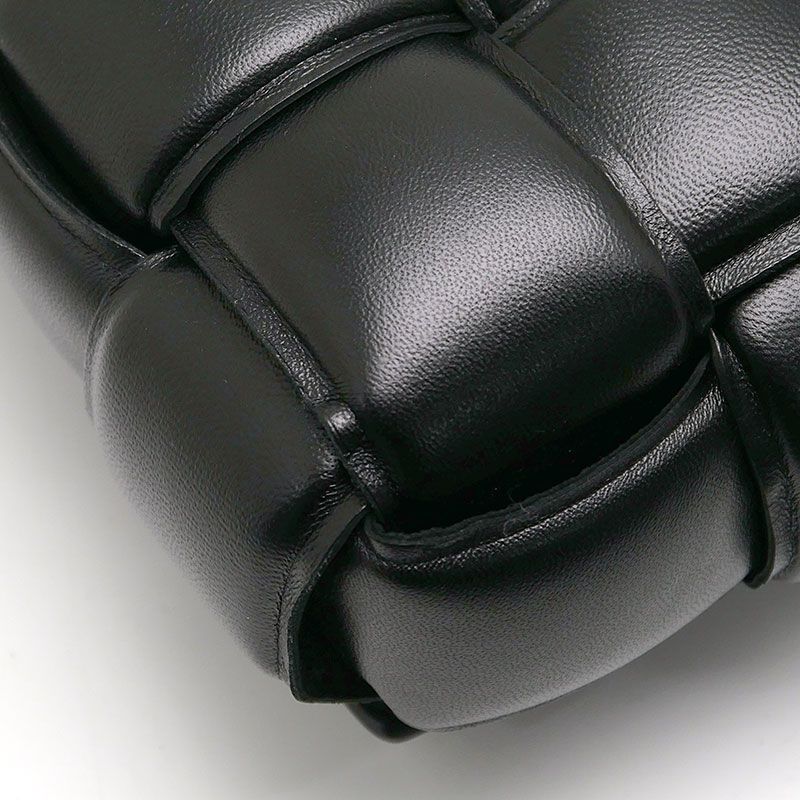 Bottega Veneta Maxi Intrecciato Padded Cassette Chain Bag