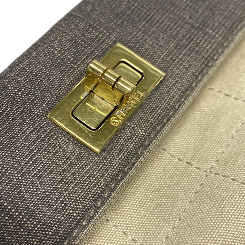 Chanel Handbag 255/matelasse Gray Beige Gold Hardware