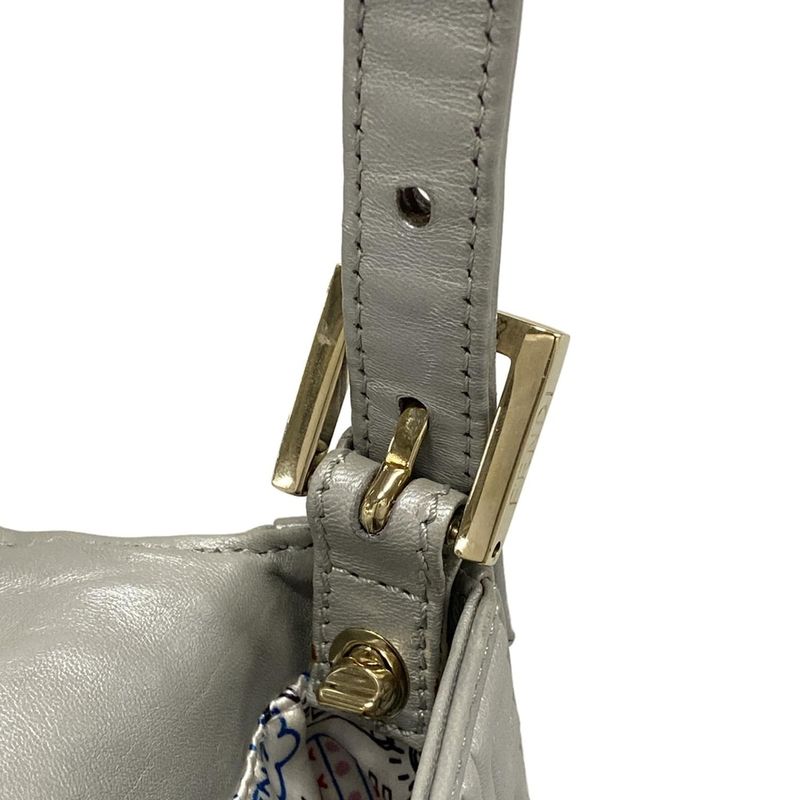 Fendi Handbag Mamma Bucket 8br600-ymu Silver Detachable Strap / Logo Embossed