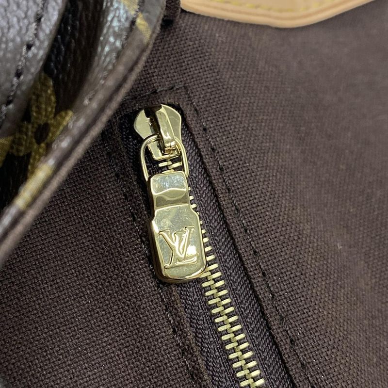 Louis Vuitton Shoulder Bag Monogram Menilmontagne PM M40474 - Oblique