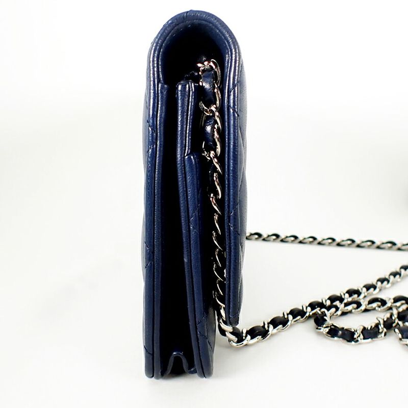 Chanel Matelasse Lambskin Chain Wallet / B51-10