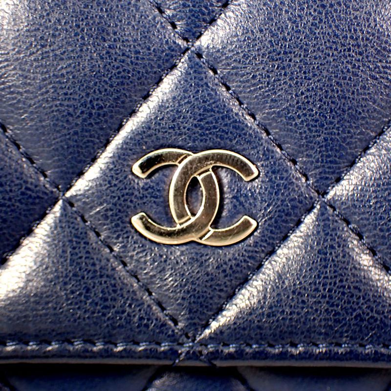 Chanel Matelasse Lambskin Chain Wallet / B51-10