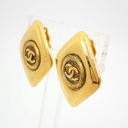 Chanel Square Logo Earrings //g520-58