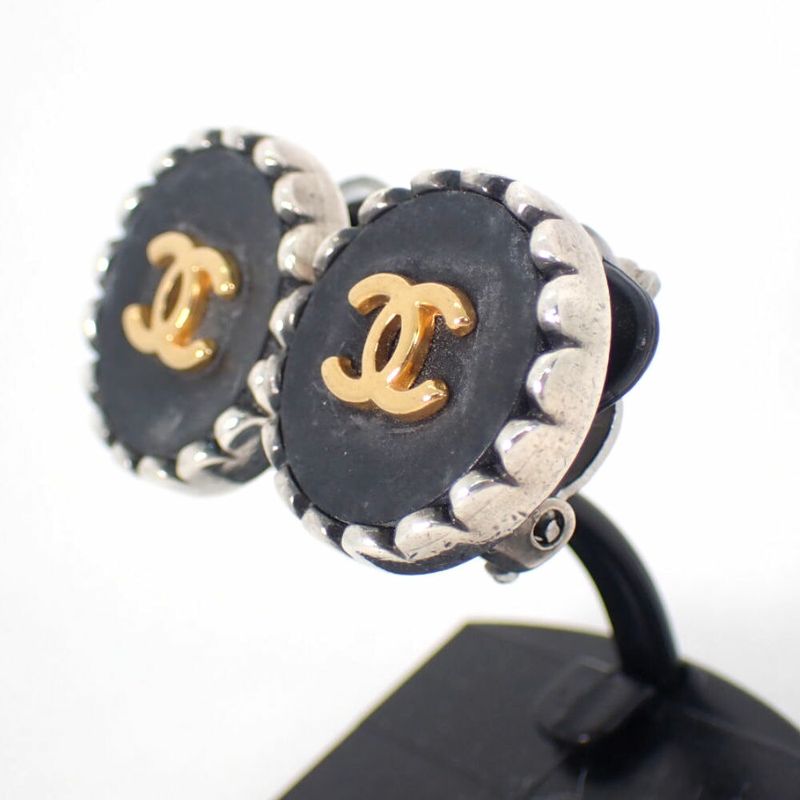 Chanel Vintage Coco Mark Earrings //j2-2
