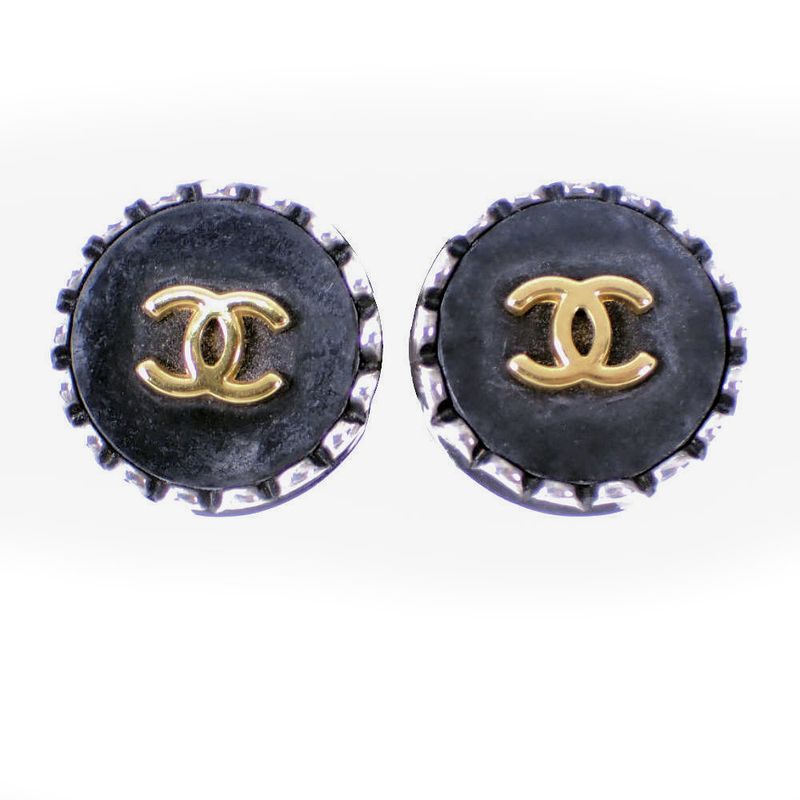 Chanel Vintage Coco Mark Earrings //j2-2