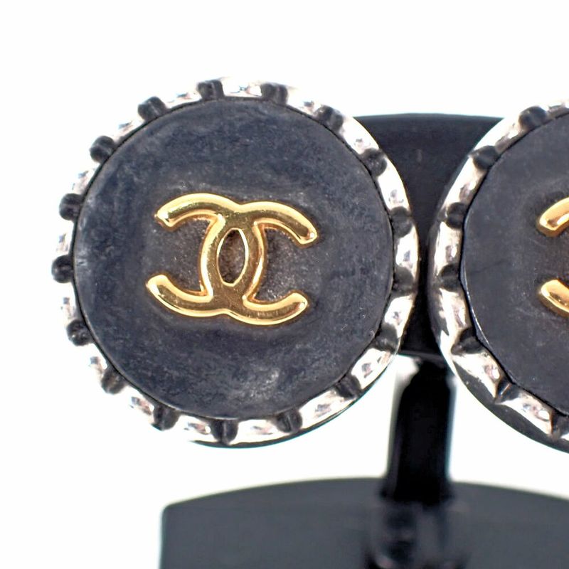 Chanel Vintage Coco Mark Earrings //j2-2
