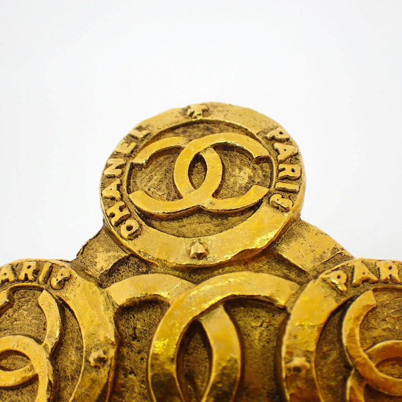 Chanel Cross Brooch//j67-9