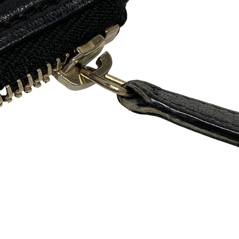 Chanel Clutch Bag V-stitch (chevron)/boy Chanel Black Gold Hardware Lambskin