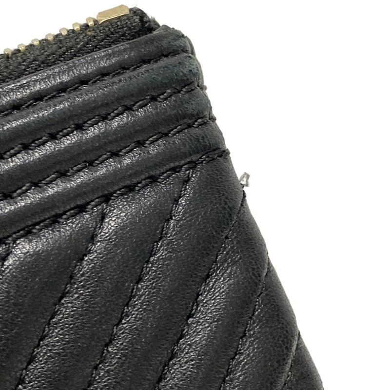Chanel Clutch Bag V-stitch (chevron)/boy Chanel Black Gold Hardware Lambskin