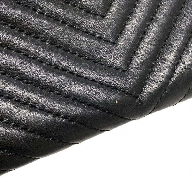 Chanel Clutch Bag V-stitch (chevron)/boy Chanel Black Gold Hardware Lambskin