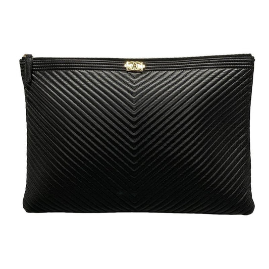 Chanel Clutch Bag V-stitch (chevron)/boy Chanel Black Gold Hardware Lambskin