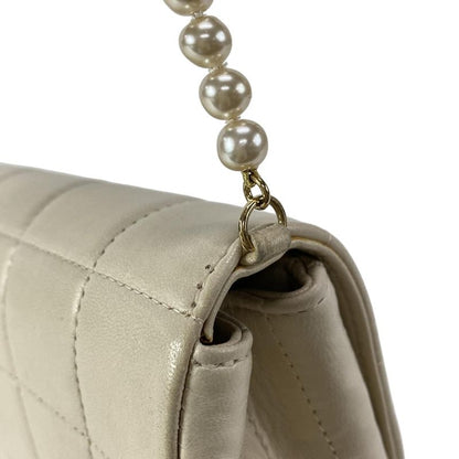 Chanel Shoulder Bag Chocolate Bar Stitch A19095/y02870/30905 Beige Cles A Gold