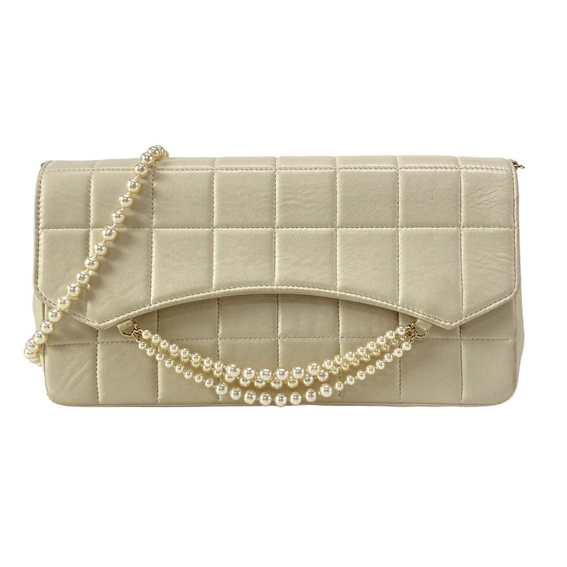 Chanel Shoulder Bag Chocolate Bar Stitch A19095/y02870/30905 Beige Cles A Gold