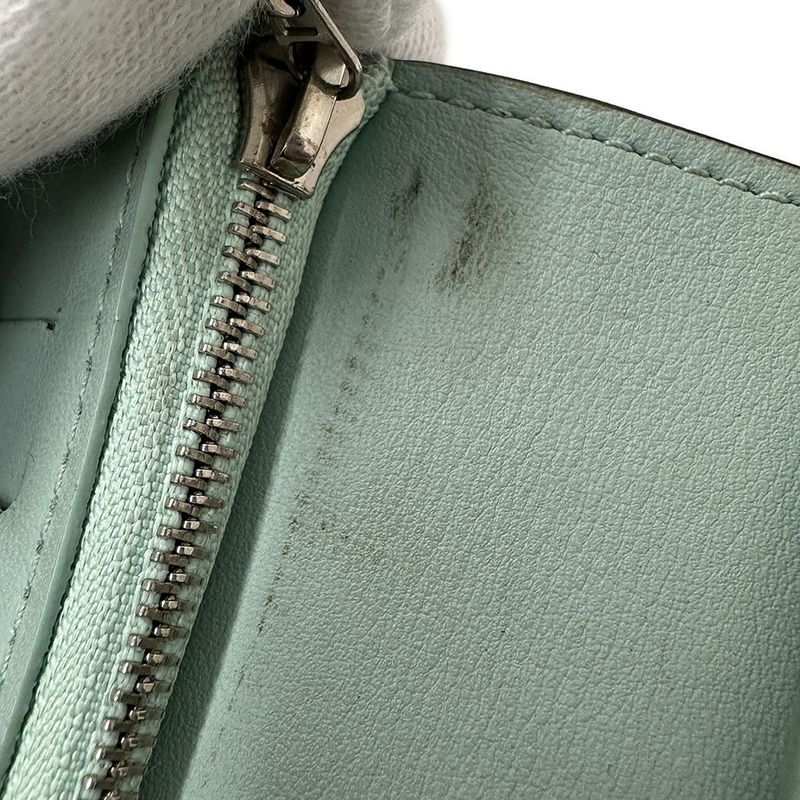 Louis Vuitton Wallets Ladies Branded Bifold Wallet Taurillon Leather LV