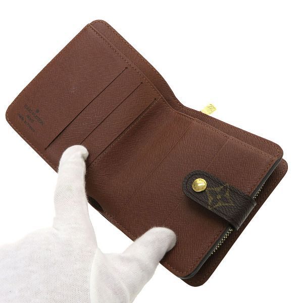 Louis Vuitton Monogram Compact Zip M61667 [grade A)