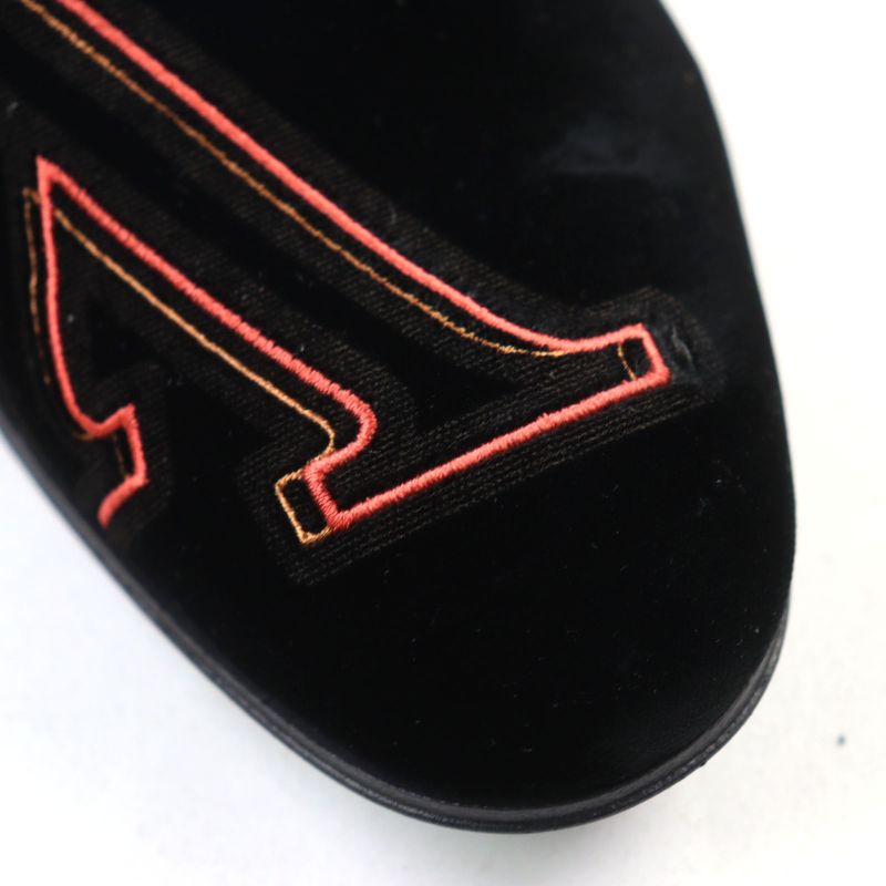 Louis Vuitton Hauteuil Line Velour Opera Shoes With LV Logo Embroidery Slip-on