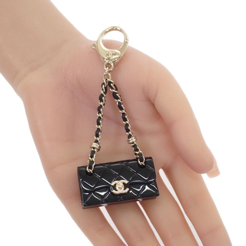 Chanel Matelasse Chain Bag Aba121_b09999_nl990 Bag Charm Resin Black Ladies