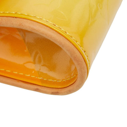 Louis Vuitton Monogram Vernis Fleur Pochette Crossbody Shoulder Bag M91117