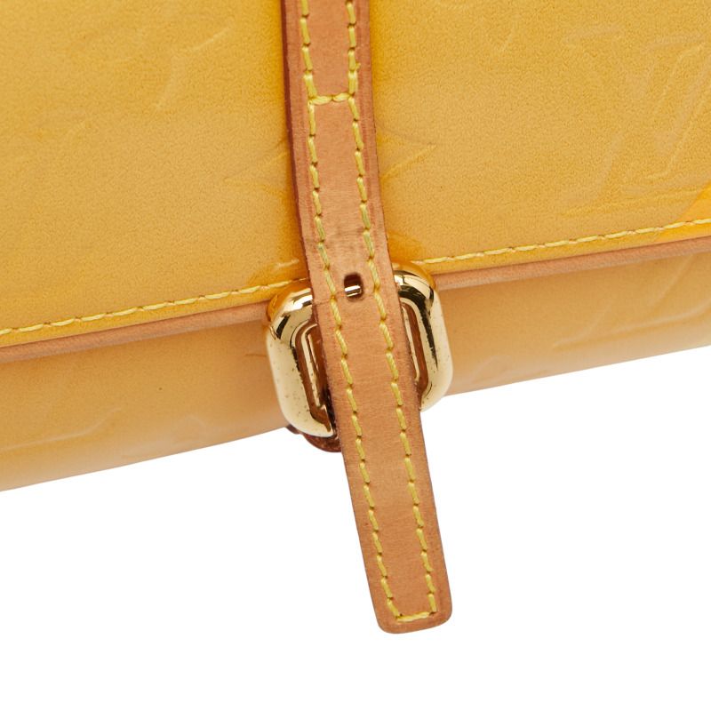 Louis Vuitton Monogram Vernis Fleur Pochette Crossbody Shoulder Bag M91117