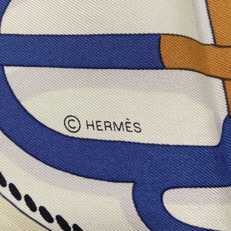 Hermes Scarf Carré 90 Ivory×blue×multi LES Leopards Modernes