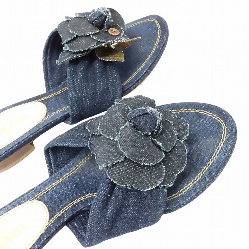 Chanel Denim Camellia Sandals Mules Logo Rivet Button Indigo Shoes Size 35.5