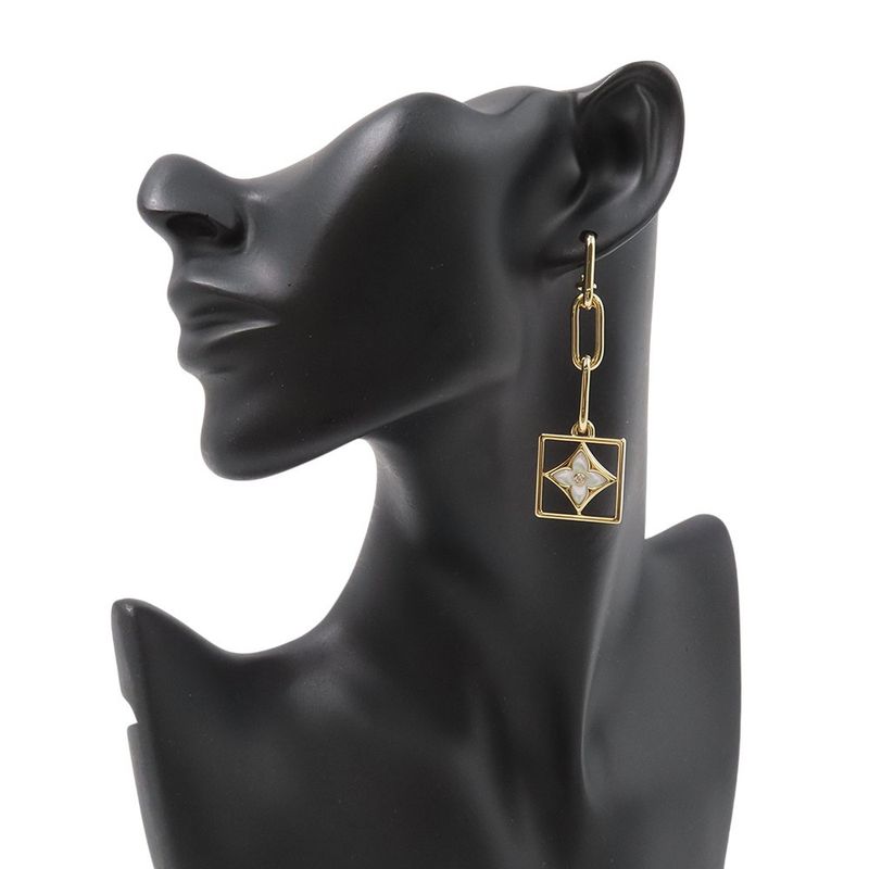 Louis Vuitton Earrings Boucle Dreille B Blossom Diamond Mother of Pearl 18K