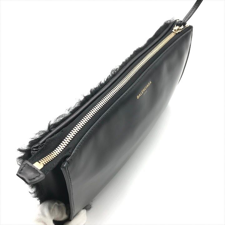 Balenciaga Logo Leather Farm Mouton Clutch Second Black