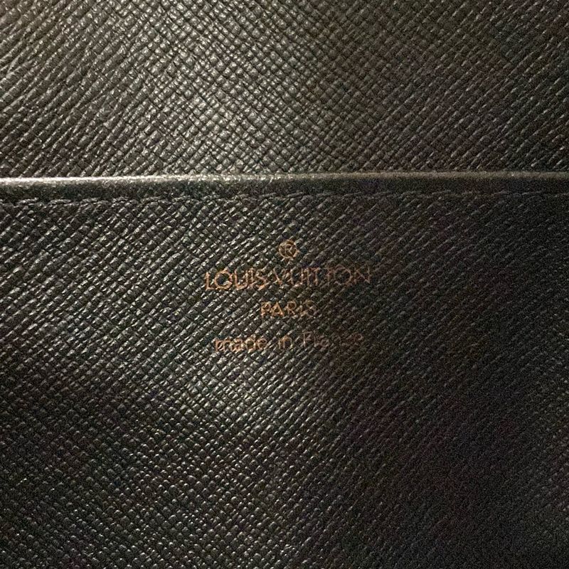 Louis Vuitton Second Bag Epi Pochette Homme M52522 Noir Black And Gold Hardware