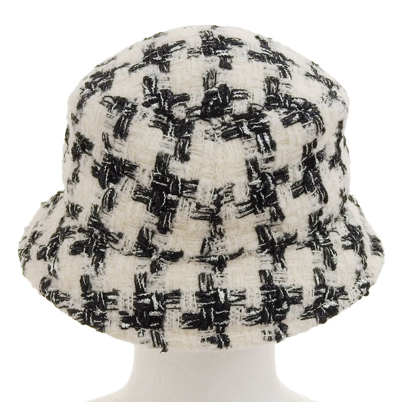 CHANEL 21V Coco-marked Staggered Tweed Hat White Black M Genuine
