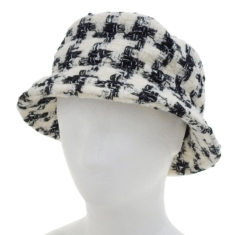 CHANEL 21V Coco-marked Staggered Tweed Hat White Black M Genuine