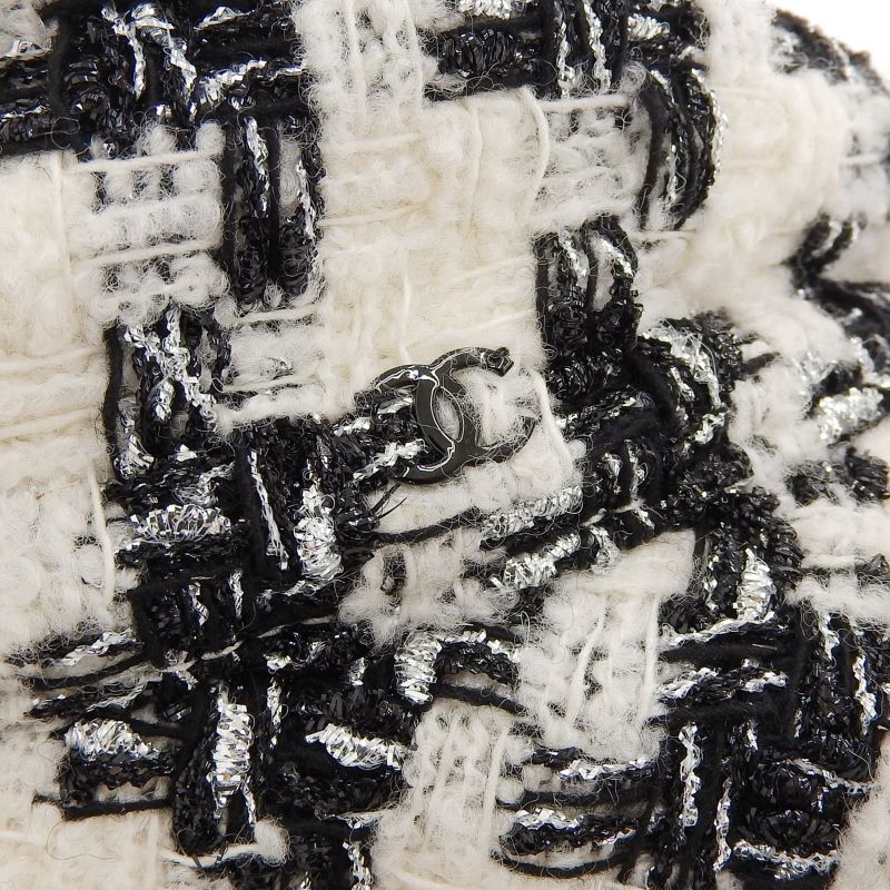 CHANEL 21V Coco-marked Staggered Tweed Hat White Black M Genuine