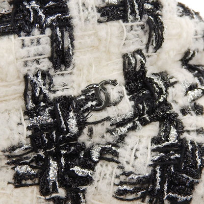 CHANEL 21V Coco-marked Staggered Tweed Hat White Black M Genuine