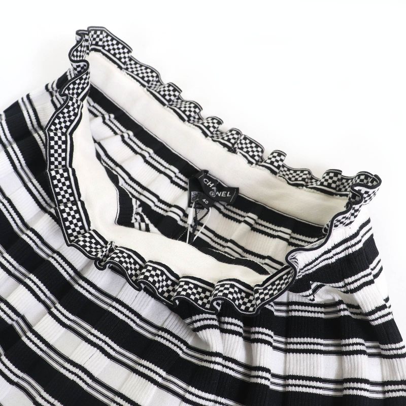 CHANEL 23C P74243 Cotton Coco Mark Parts Logo Multi-border Pattern Mini