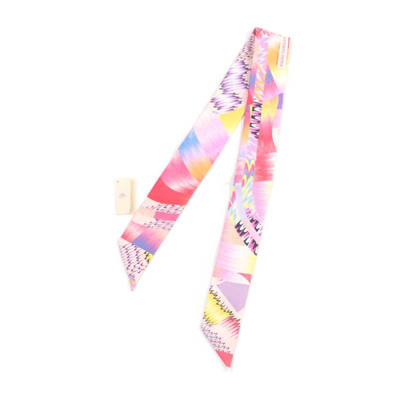 Hermes Kyoto Marble 100% Silk Twilly 2022 Limited Edition Scarf Pink Made In