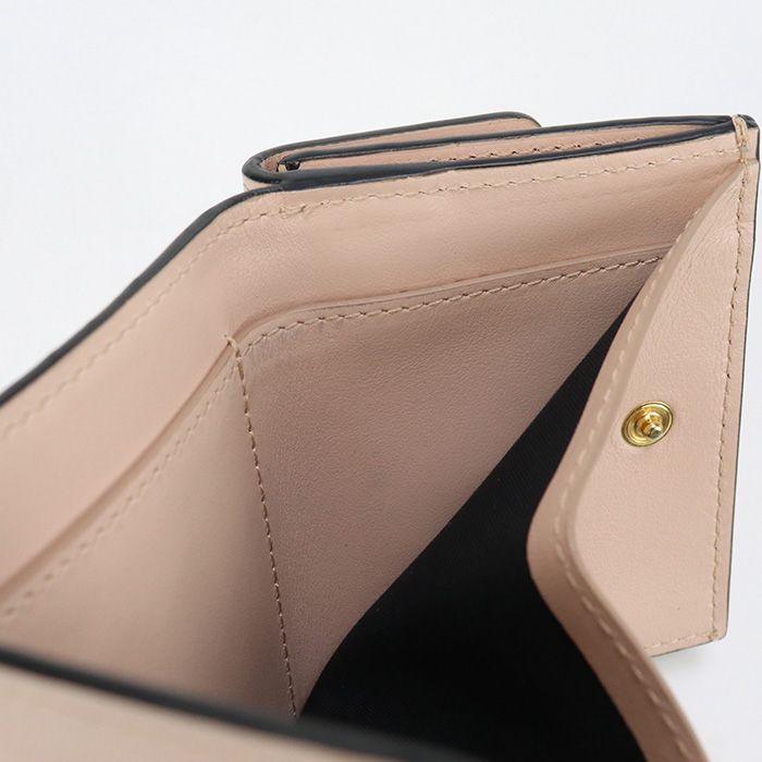Fendi ROMA 8m0395 Tri-fold Wallet Leather Women