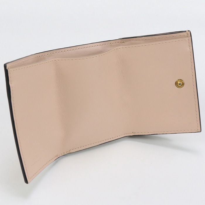 Fendi ROMA 8m0395 Tri-fold Wallet Leather Women