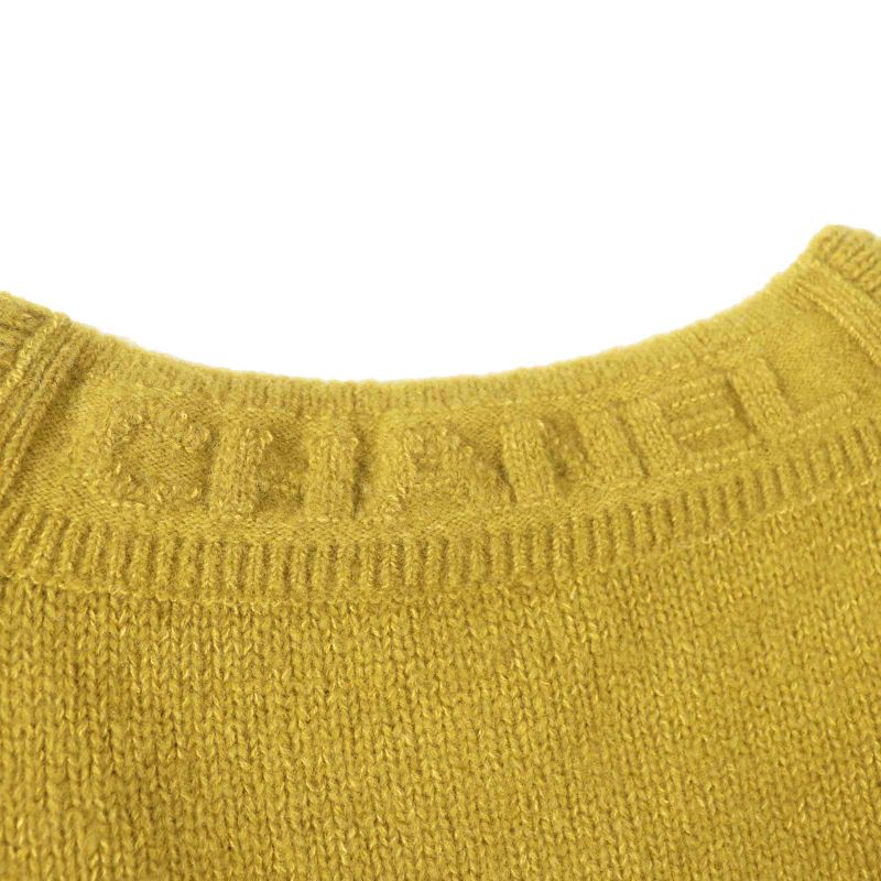 CHANEL 22AW P73835 Silk-cashmere Blend Knitted Cardigan With Coco Mark Buttons