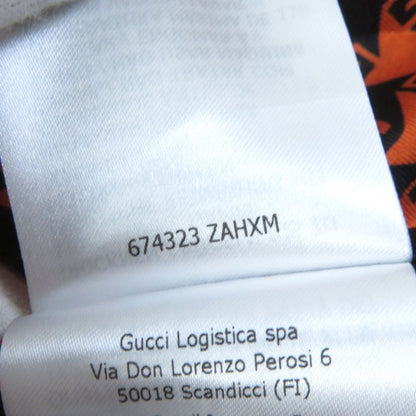 Gucci 674323 100% Silk Lining With GG Buttons Staggered Pattern Hand-tufted