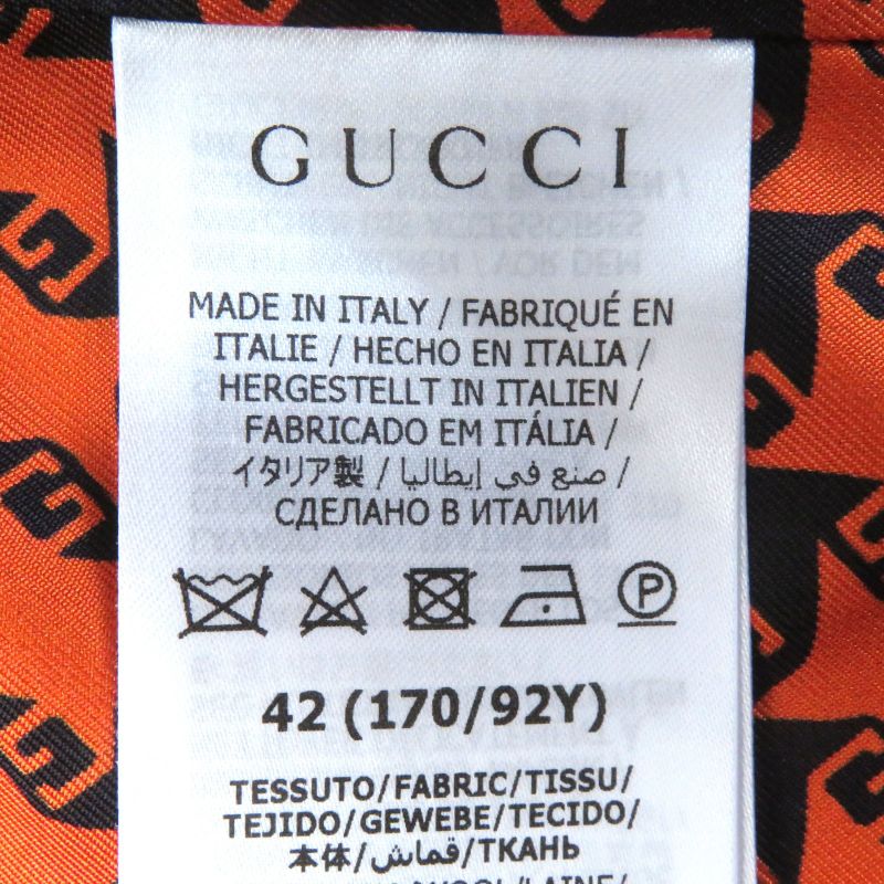 Gucci 674323 100% Silk Lining With GG Buttons Staggered Pattern Hand-tufted