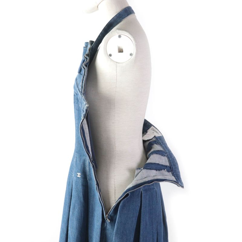 CHANEL Vintage 07C P30000 Halter Neck Pleated Denim Dress With Coco Hardware