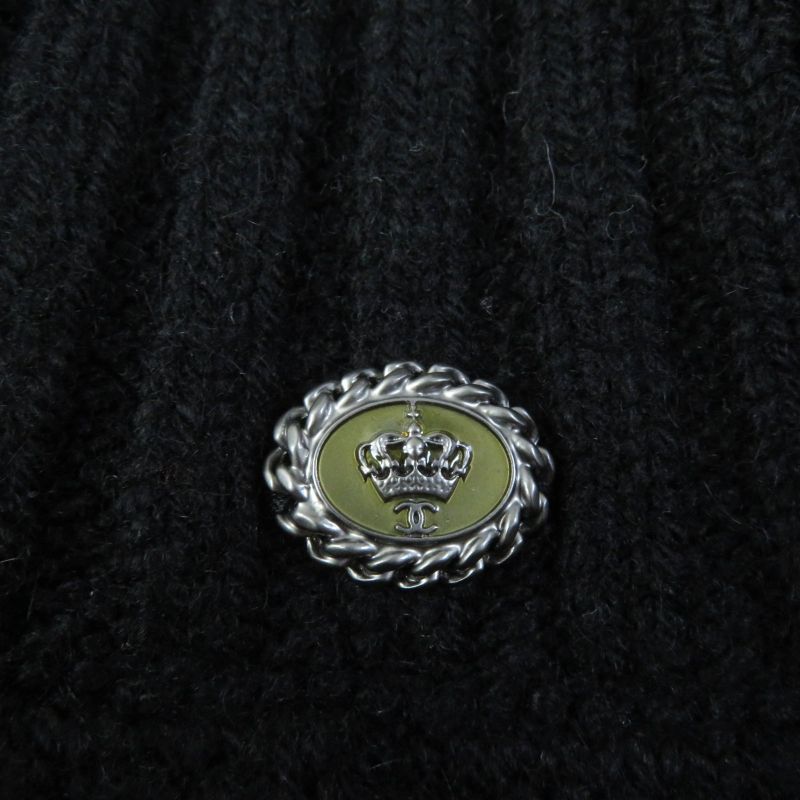 CHANEL 08A P33485 100% Cashmere Balloon Knit Skirt With Coco Mark Crown Button