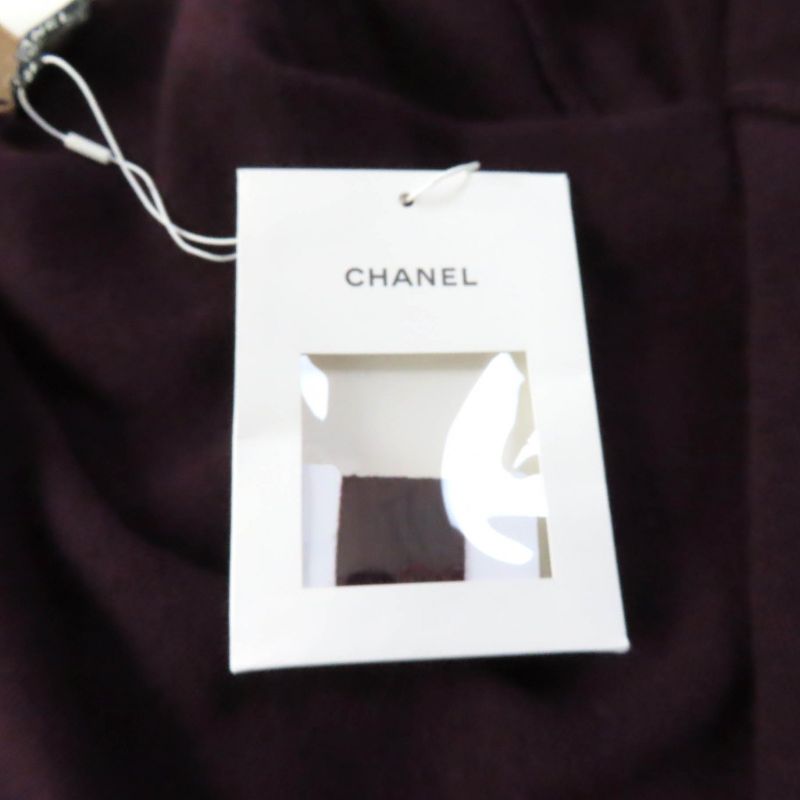 CHANEL 17A P57065 Cashmere Cardigan With Keyhole Buttons Plum/golden Beige 38