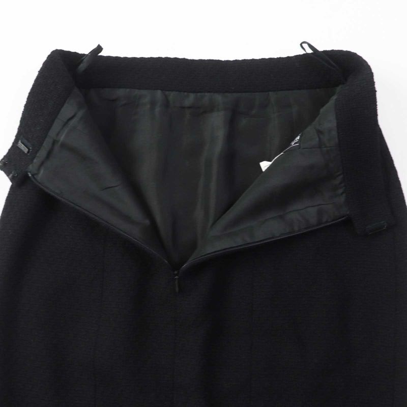 CHANEL 20506 Wool 100% Silk Lining Single Color Tweed Set-up With Gold Buttons